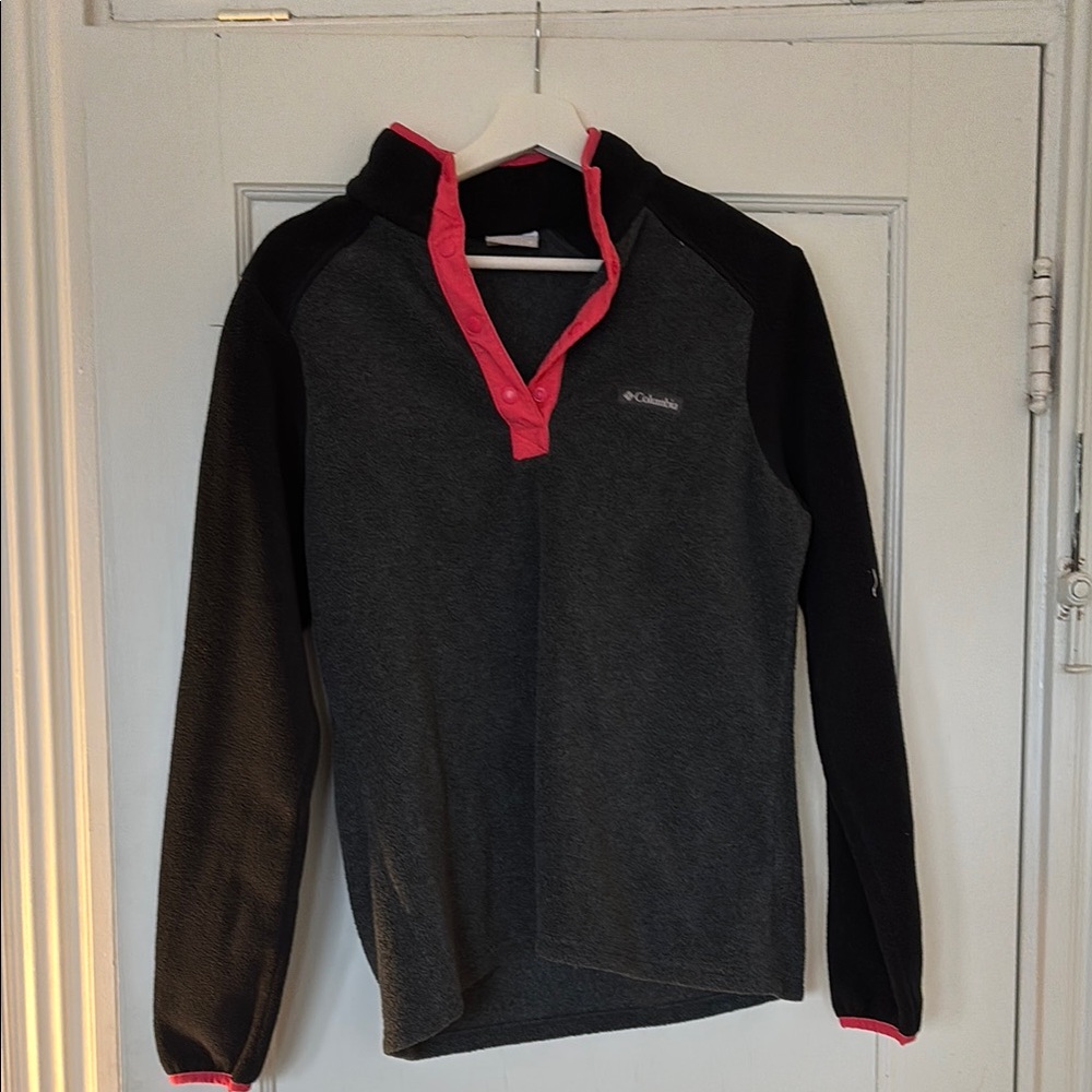 Columbia Black and Pink Pullover